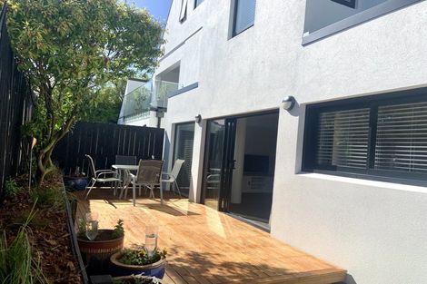 Photo of property in 2/337 Cambridge Terrace, Christchurch Central, Christchurch, 8013