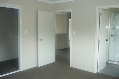 Photo of property in 8 Andre Rise, Stanmore Bay, Whangaparaoa, 0932