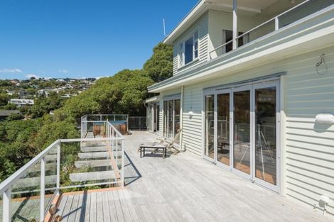 Photo of property in 93 Mount Pleasant Road, Mount Pleasant, Christchurch, 8081