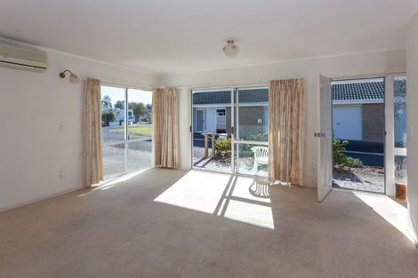 Photo of property in 4/4 Campbell Close, Whangamata, 3620