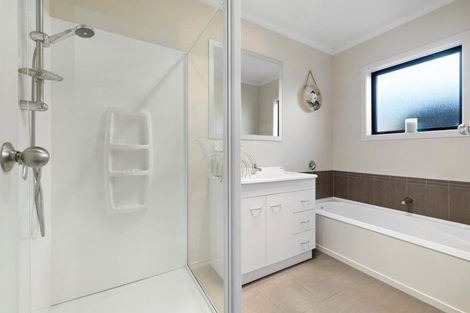 Photo of property in 2 Alice Burn Drive, Luggate, Cromwell, 9383