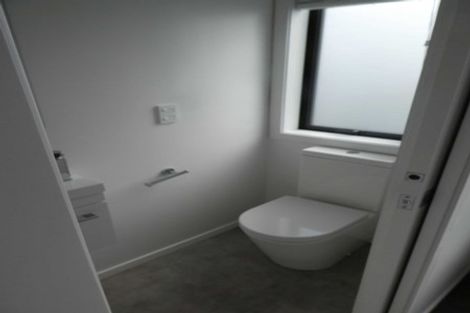 Photo of property in 4/504 Don Buck Road, Massey, Auckland, 0614