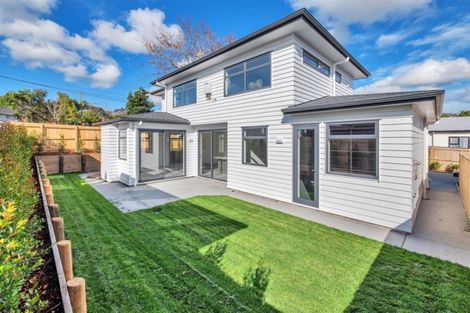 Photo of property in 107 Sturges Road, Henderson, Auckland, 0612