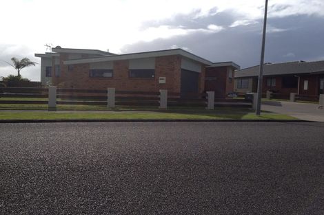 Photo of property in 93 Parklands Avenue, Bell Block, New Plymouth, 4312