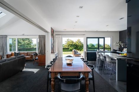 Photo of property in 344 Gillespie Place, Acacia Bay, Taupo, 3385