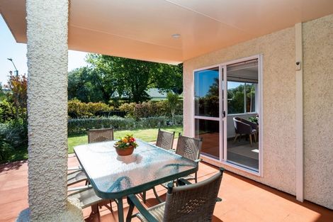 Photo of property in 60 Lucknow Road, Havelock North, 4130