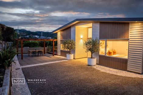 Photo of property in 25a Riverstone Drive, Riverstone Terraces, Upper Hutt, 5018