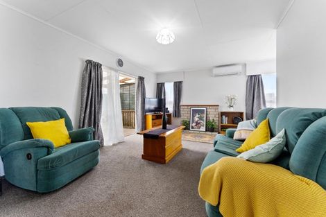 Photo of property in 35 Shelton Place, Feilding, 4702