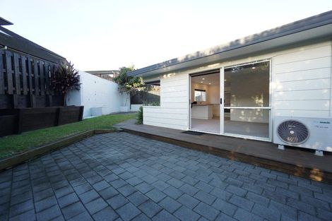 Photo of property in 2/46 La Trobe Street, Pakuranga Heights, Auckland, 2010