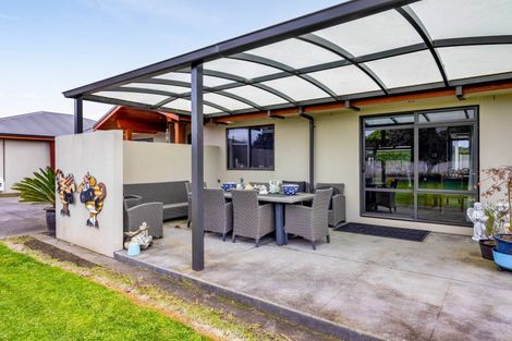 Photo of property in 112b Princess Street, Waitara, 4383