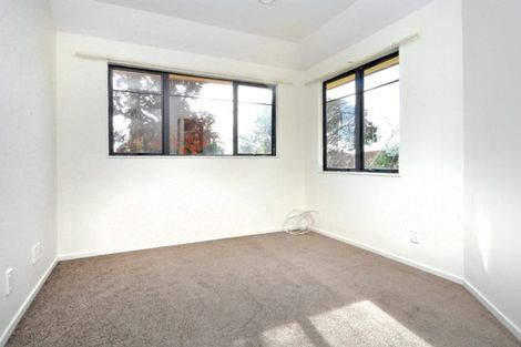 Photo of property in 2/194 Shirley Road, Papatoetoe, Auckland, 2025