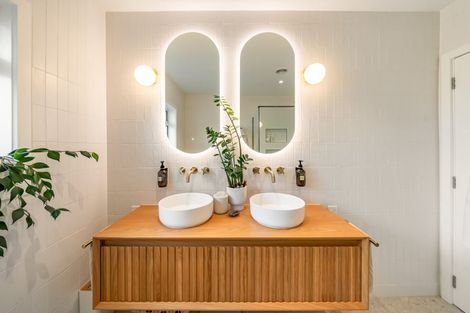 Photo of property in 4a Golders Road, Elderslea, Upper Hutt, 5018