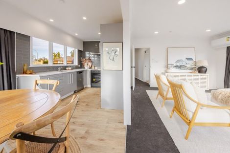 Photo of property in 13 Latham Stubbs Crescent, Waipawa, 4210