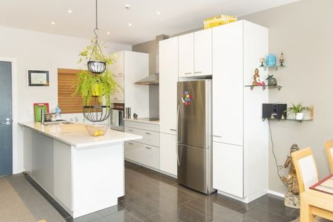 Photo of property in Marina View Apartments, 302/4 Reads Quay, Gisborne, 4010