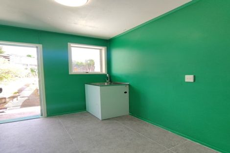 Photo of property in 3 Babington Place, Torbay, Auckland, 0630