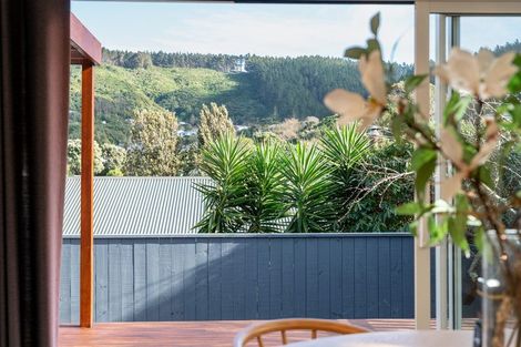 Photo of property in 13a Huia Street, Tawa, Wellington, 5028