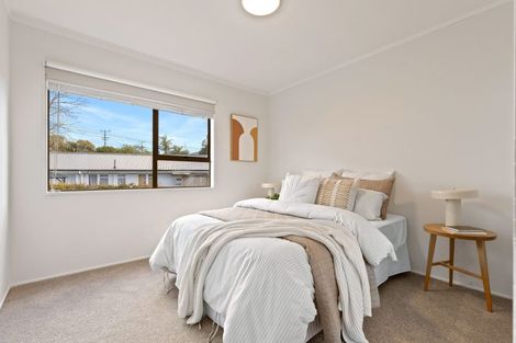 Photo of property in 2/105 Carlisle Road, Torbay, Auckland, 0632