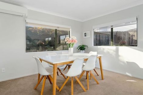 Photo of property in 2/14 Spencer Road, Pinehill, Auckland, 0632