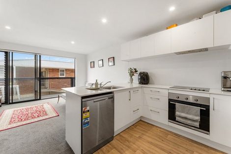 Photo of property in 2/63 Tawa Street, Mount Maunganui, 3116