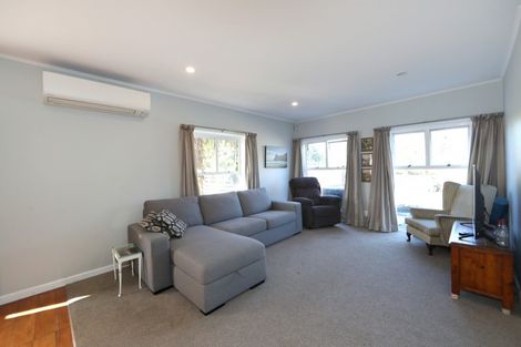 Photo of property in 23 Grange Road North, Haumoana, 4102