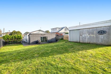 Photo of property in 17 Rotherham Terrace, Miramar, Wellington, 6022