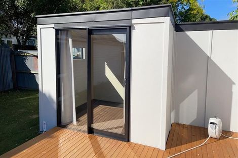 Photo of property in 220 Condell Avenue, Papanui, Christchurch, 8053