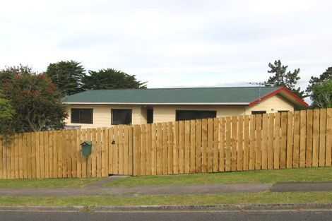 Photo of property in 7 Mona Vale, West Harbour, Auckland, 0618