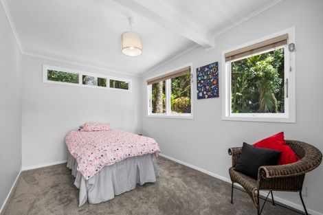Photo of property in 45 Park Road, Titirangi, Auckland, 0604