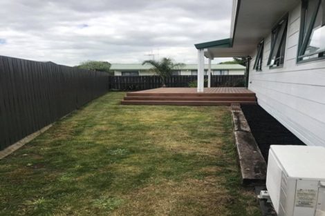 Photo of property in 37 Shelley Jane Place, Dinsdale, Hamilton, 3204