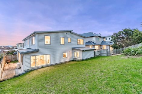 Photo of property in 3 Tuangi Street, Long Bay, Auckland, 0630