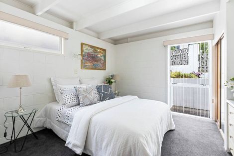 Photo of property in 3/20 Selwyn Road, Cockle Bay, Auckland, 2014