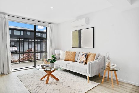 Photo of property in 2/22 Springfield Road, St Albans, Christchurch, 8014