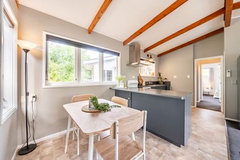 Photo of property in 11a Norana Road, Maoribank, Upper Hutt, 5018