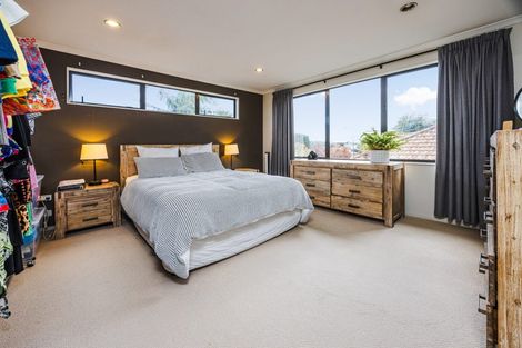 Photo of property in 24 Corsica Way, Karaka, Papakura, 2113