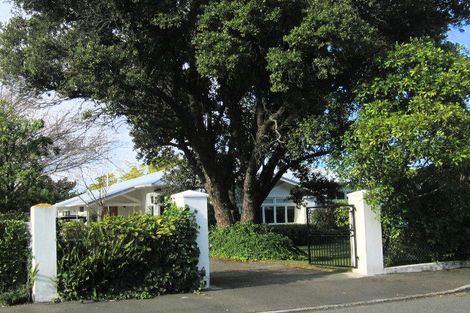 Photo of property in 1a Selwyn Road, Hospital Hill, Napier, 4110