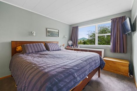 Photo of property in 35 Cologne Street, Martinborough, 5711