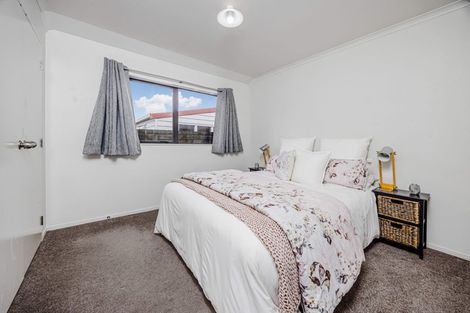 Photo of property in 14b Church Street, Tuakau, 2121
