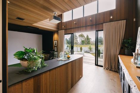 Photo of property in 69 Kanuka Drive, Hokowhitu, Palmerston North, 4410