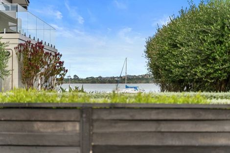 Photo of property in 3/31 The Parade, Bucklands Beach, Auckland, 2012