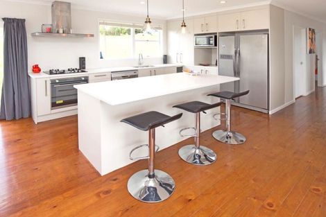 Photo of property in 11 Blanc Road, Silverdale, 0932