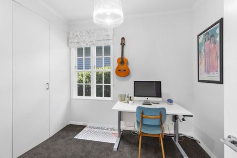 Photo of property in 56 Hector Street, Seatoun, Wellington, 6022