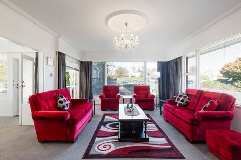 Photo of property in 2 Awatere Avenue, Beerescourt, Hamilton, 3200