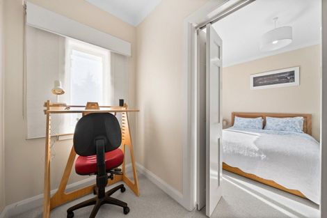 Photo of property in 6 Mckerrow Place, Featherston, 5710