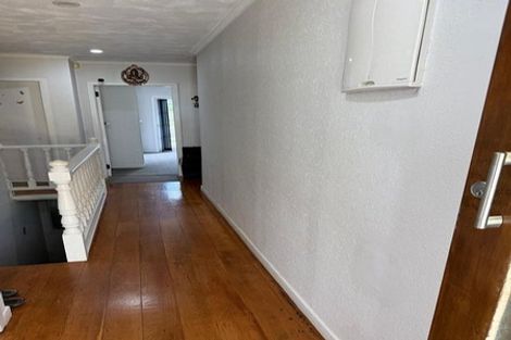 Photo of property in 205 Titirangi Road, Titirangi, Auckland, 0604