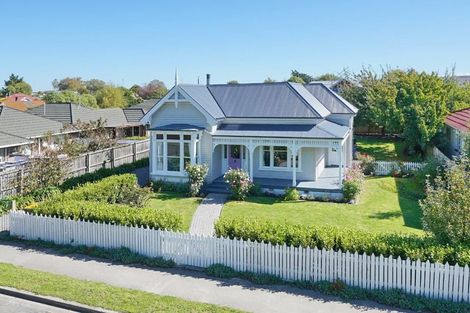 Photo of property in 11 Isabella Place, Waltham, Christchurch, 8011