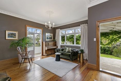 Photo of property in 15 Marsden Avenue, Karori, Wellington, 6012