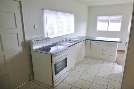 Photo of property in 27 John Walker Drive, Manurewa, Auckland, 2102