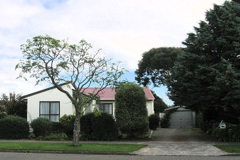 Photo of property in 45b Nimmo Avenue West, Waikanae, 5036