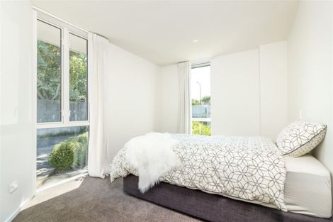 Photo of property in 43 Waiwetu Street, Fendalton, Christchurch, 8052