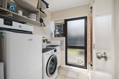 Photo of property in 20 Churchill Terrace, Waiuku, 2123